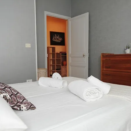 Easy Flat Five Stars Holiday House Nice