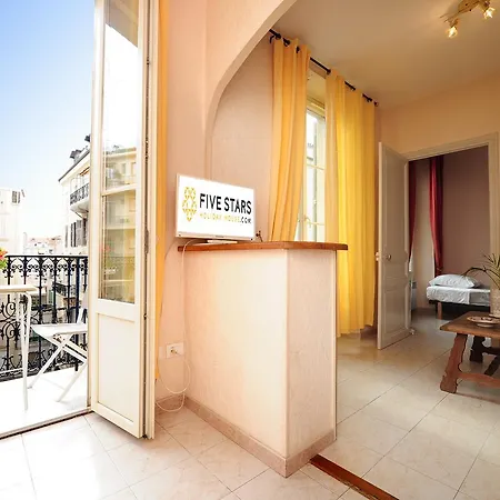 Easy Flat Five Stars Holiday House Appartement